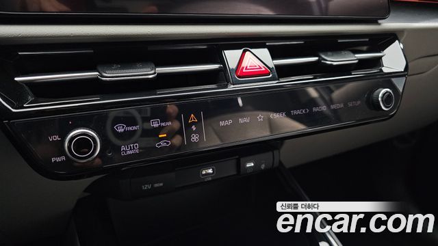 Kia Niro EV Air 2023 — фото 24