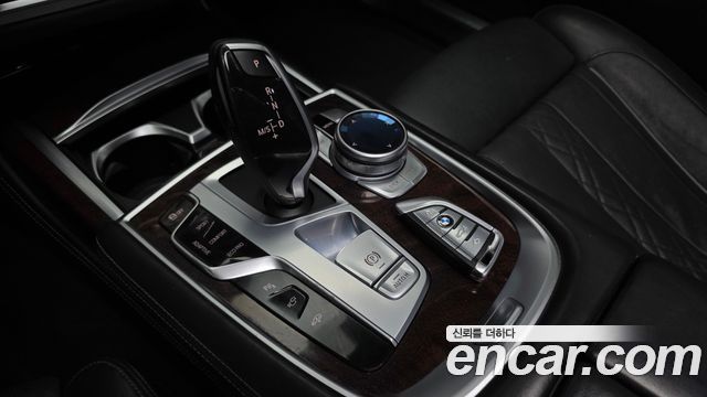 BMW 7 Series (G11) 730Ld xDrive 2016 — фото 9