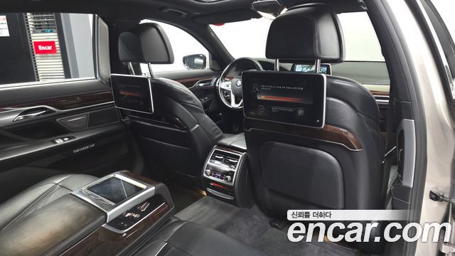 BMW 7 Series (G11) 730Ld xDrive 2016 — фото 18