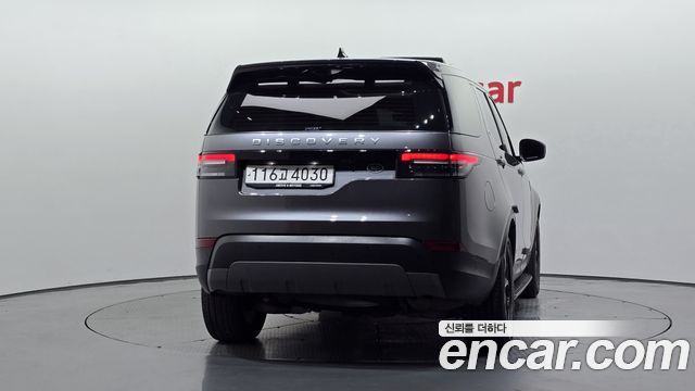 Land Rover Discovery 5 2.0 SD4 SE 2019 — фото 4