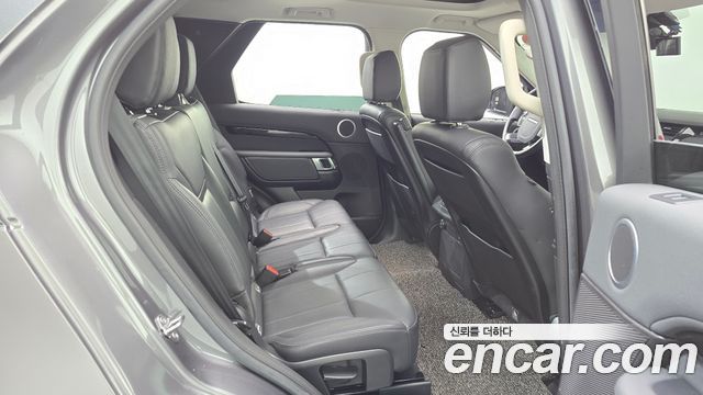 Land Rover Discovery 5 2.0 SD4 SE 2019 — фото 28