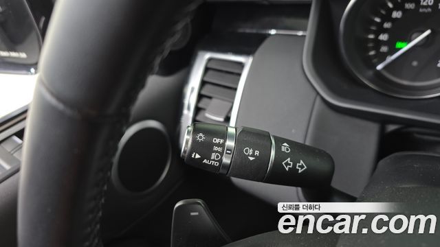 Land Rover Discovery 5 2.0 SD4 SE 2019 — фото 34