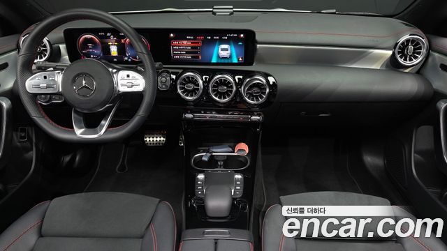 Mercedes-Benz CLA-Class (C118) CLA250 4MATIC 2023 — фото 7