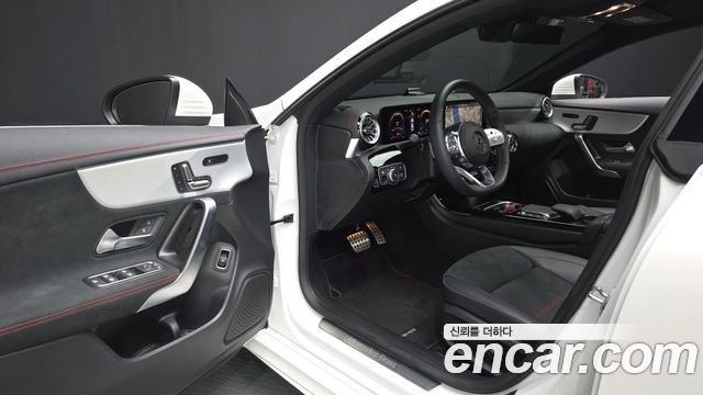 Mercedes-Benz CLA-Class (C118) CLA250 4MATIC 2023 — фото 10