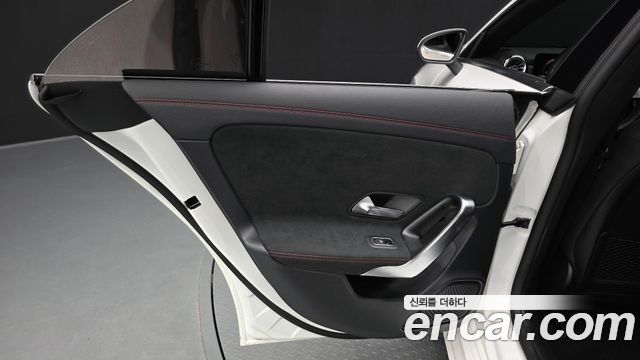 Mercedes-Benz CLA-Class (C118) CLA250 4MATIC 2023 — фото 25