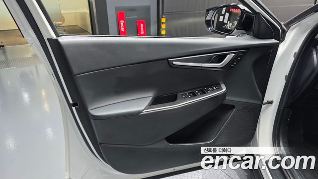 Kia EV6 Long Range Air 2022 — фото 24