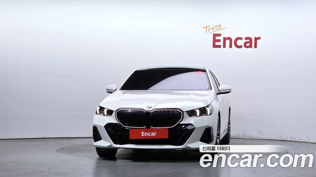 BMW 5 Series (G60) 530i xDrive M Sport Pro Special Edition 2025 — фото 3