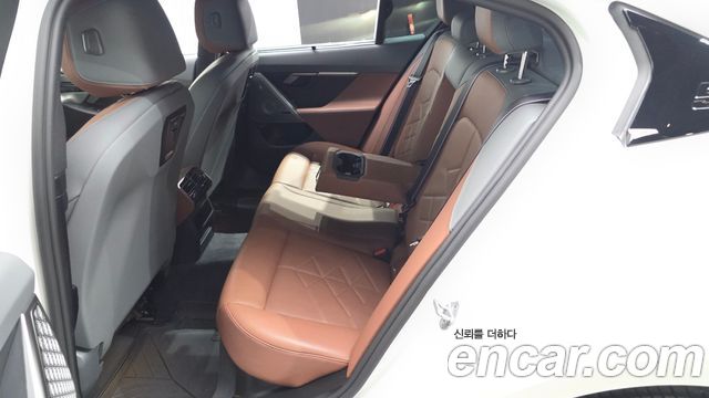 BMW 5 Series (G60) 530i xDrive M Sport Pro Special Edition 2025 — фото 12