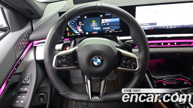 BMW 5 Series (G60) 530i xDrive M Sport Pro Special Edition 2025 — фото 14