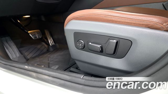 BMW 5 Series (G60) 530i xDrive M Sport Pro Special Edition 2025 — фото 33