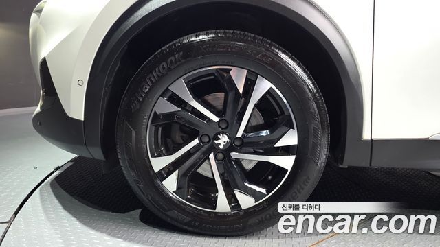 Peugeot 2008 (II) 1.5 BlueHDi GT Line 2021 — фото 5