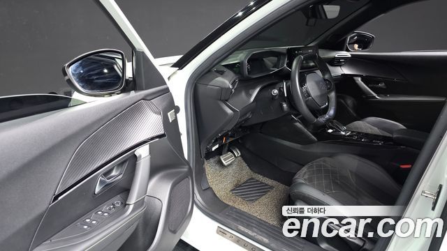 Peugeot 2008 (II) 1.5 BlueHDi GT Line 2021 — фото 10