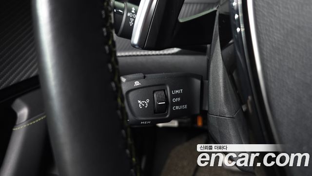 Peugeot 2008 (II) 1.5 BlueHDi GT Line 2021 — фото 22
