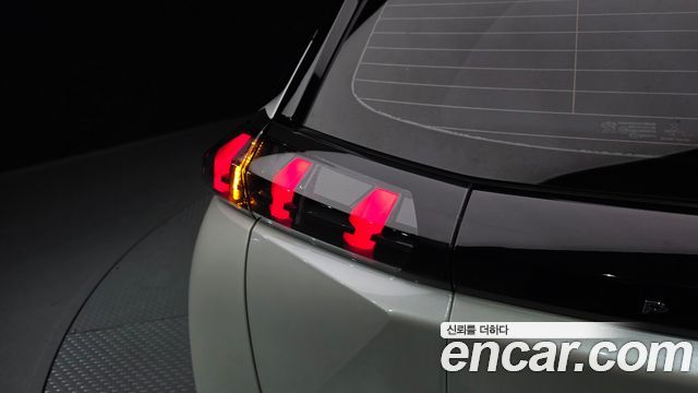 Peugeot 2008 (II) 1.5 BlueHDi GT Line 2021 — фото 29