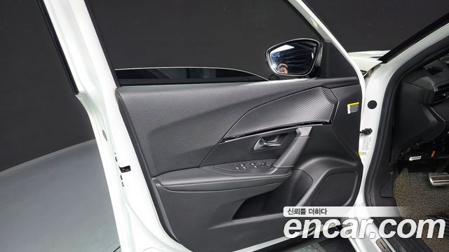Peugeot 2008 (II) 1.5 BlueHDi GT Line 2021 — фото 30