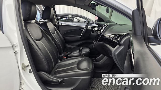 Chevrolet Spark Premier 2021 — фото 11