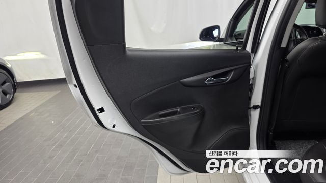 Chevrolet Spark Premier 2021 — фото 25