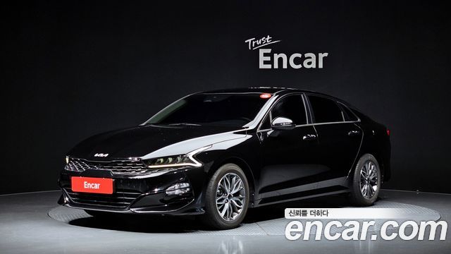 Kia K5 (III) 2.0 Prestige 2022 — фото 1