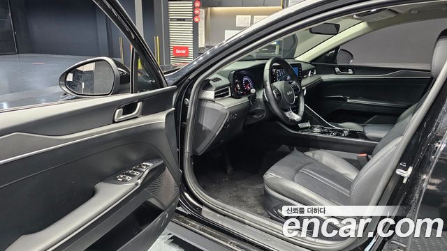 Kia K5 (III) 2.0 Prestige 2022 — фото 10
