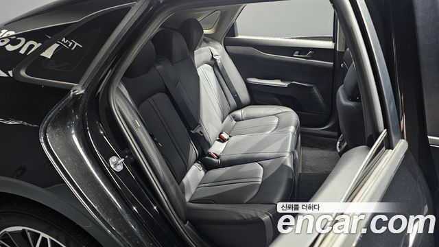 Kia K5 (III) 2.0 Prestige 2022 — фото 11