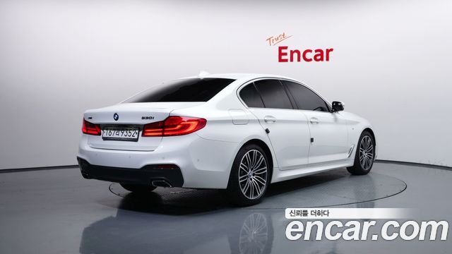 BMW 5 Series (G30) 530i xDrive M Sport Package Plus 2020 — фото 2