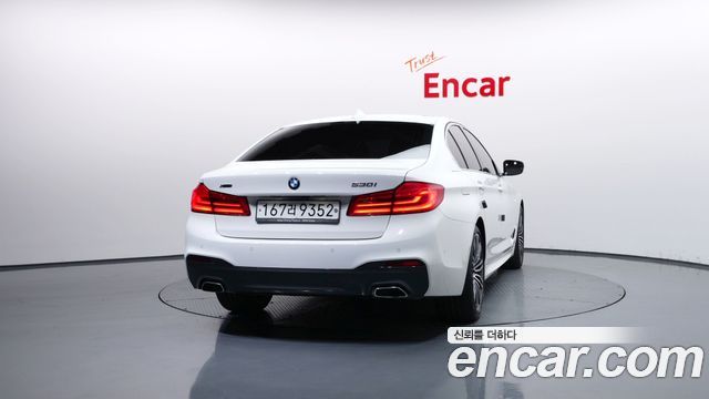 BMW 5 Series (G30) 530i xDrive M Sport Package Plus 2020 — фото 4