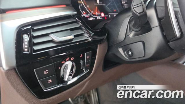 BMW 5 Series (G30) 530i xDrive M Sport Package Plus 2020 — фото 29