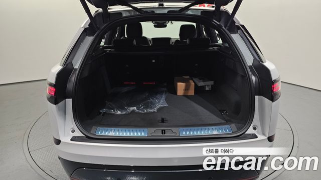 Land Rover Range Rover Velar 2.0 P250 Dynamic SE 2026 — фото 10