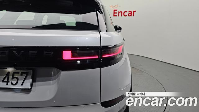 Land Rover Range Rover Velar 2.0 P250 Dynamic SE 2026 — фото 19