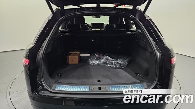 Land Rover Range Rover Velar 2.0 P250 Dynamic SE 2026 — фото 10