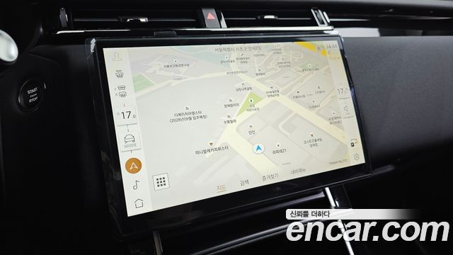 Land Rover Range Rover Velar 2.0 P250 Dynamic SE 2026 — фото 11