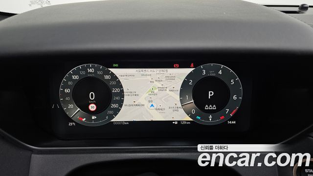 Land Rover Range Rover Velar 2.0 P250 Dynamic SE 2026 — фото 16
