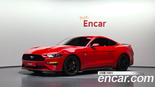Ford Mustang Coupe 2018 — фото 11