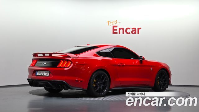 Ford Mustang Coupe 2018 — фото 2