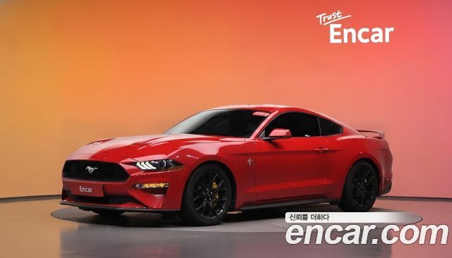 Ford Mustang Coupe