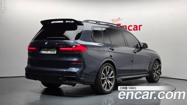 BMW X7 (G07) M50i 6STR 2021 — фото 2