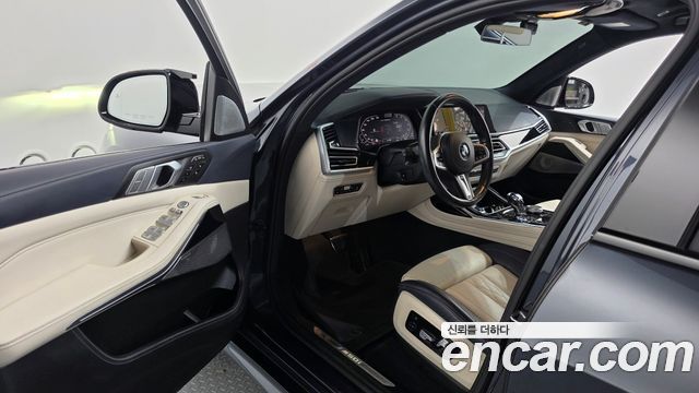 BMW X7 (G07) M50i 6STR 2021 — фото 10
