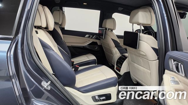 BMW X7 (G07) M50i 6STR 2021 — фото 12