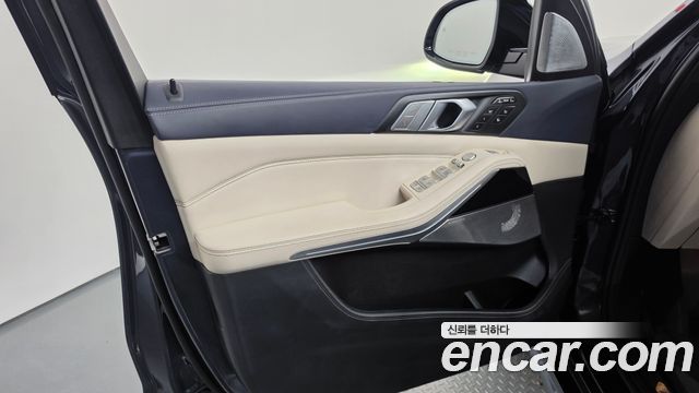 BMW X7 (G07) M50i 6STR 2021 — фото 24