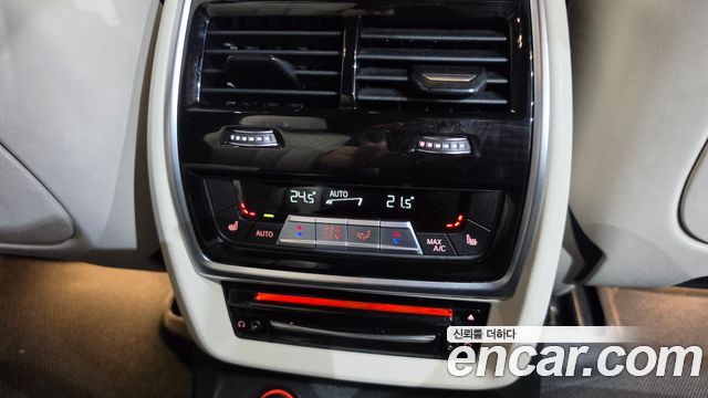 BMW X7 (G07) M50i 6STR 2021 — фото 32