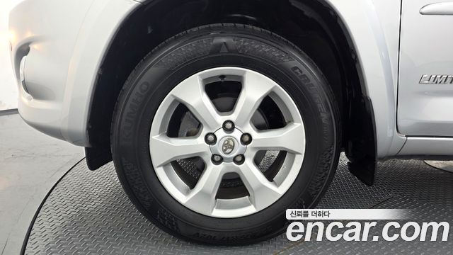Toyota RAV4 2.5 4WD 3rd 2012 — фото 5
