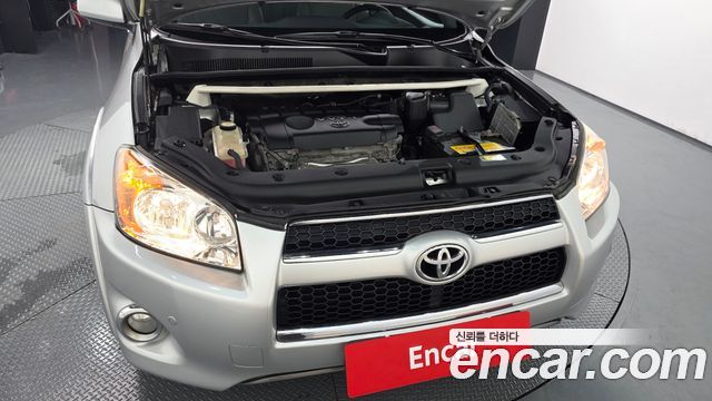 Toyota RAV4 2.5 4WD 3rd 2012 — фото 6