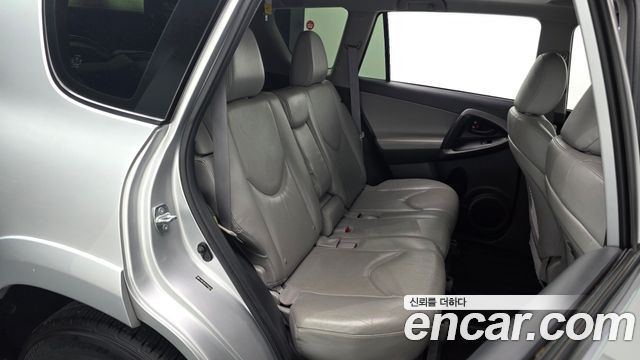 Toyota RAV4 2.5 4WD 3rd 2012 — фото 16