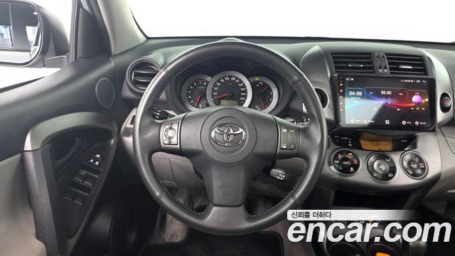 Toyota RAV4 2.5 4WD 3rd 2012 — фото 17
