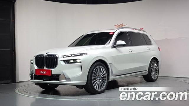 BMW X7 (G07) xDrive 40i Design Pure Excellence 7-Seater 2025 — фото 1