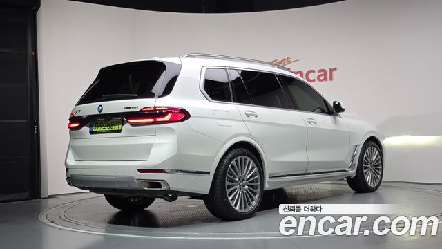 BMW X7 (G07) xDrive 40i Design Pure Excellence 7-Seater 2025 — фото 2