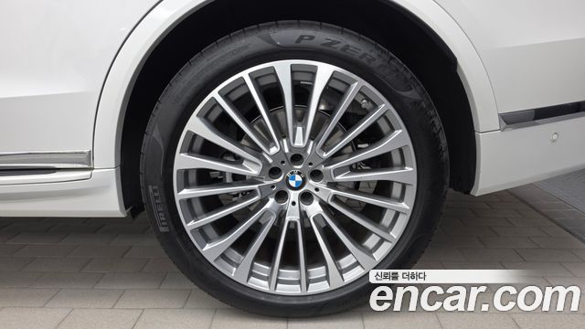 BMW X7 (G07) xDrive 40i Design Pure Excellence 7-Seater 2025 — фото 21