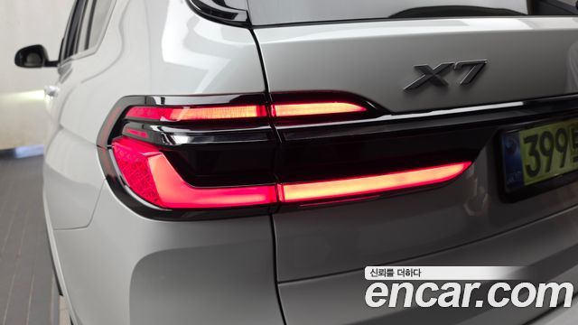 BMW X7 (G07) xDrive 40i Design Pure Excellence 7-Seater 2025 — фото 23