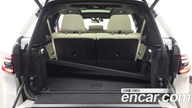 BMW X7 (G07) xDrive 40i Design Pure Excellence 7-Seater 2025 — фото 27