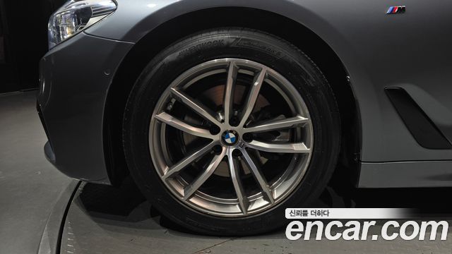 BMW 5 Series (G30) 520d M Sport Package Plus 2017 — фото 5